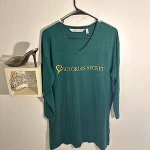 Victoria's Secret oversized short night gown